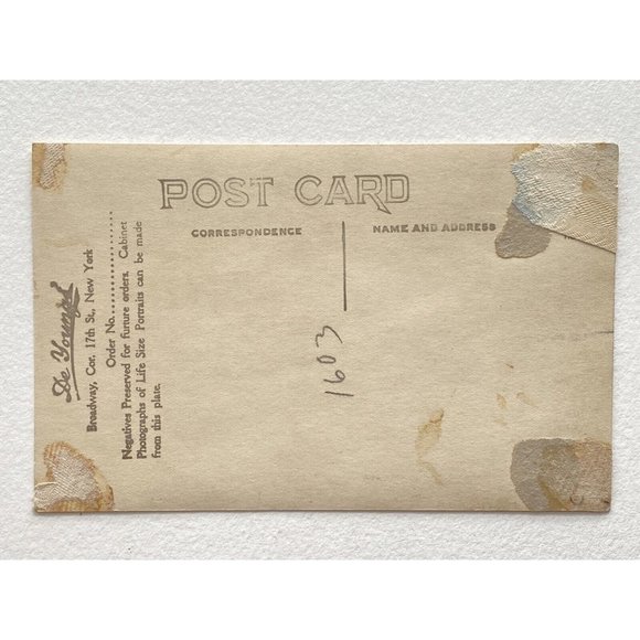 c1910 Young Lady Glasses DeYoung NY Hand Tinted Black White Vintage Postcard - Picture 5 of 5